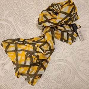 NWT Vivante by VSA scarf